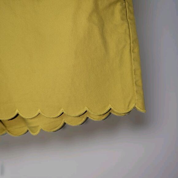 Banana Republic Shorts Yellow Tailored Scalloped Womens Size 2 - Picture 4 of 6